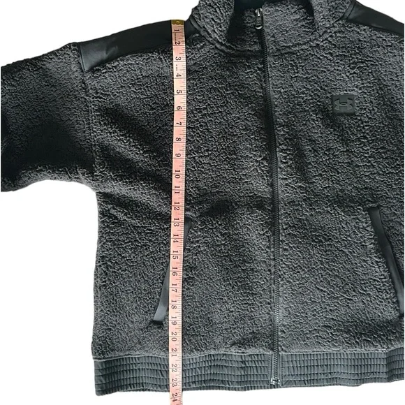 Under Armour Black Loose Sherpa Fleece Full Zip Jacket - Picture 8 of 9